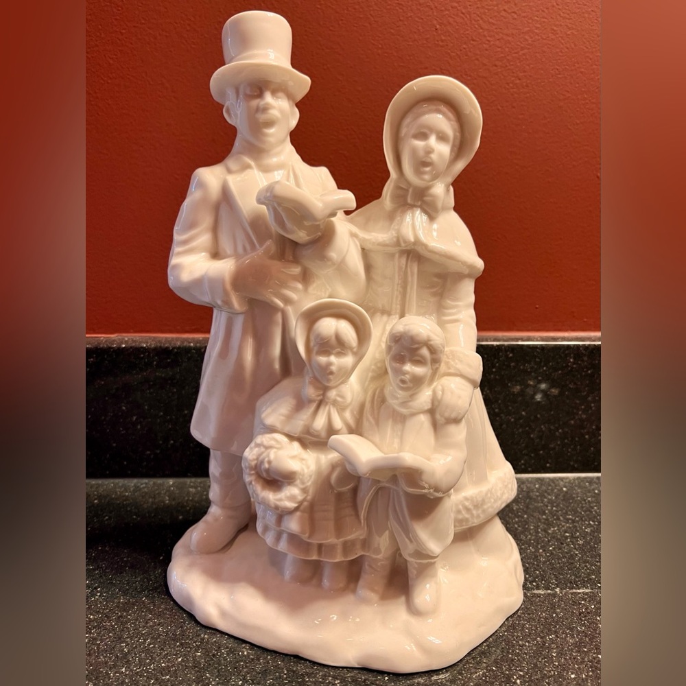 Holiday Dept. 56 11 inch Porcelain Ceramic Carol Singers Carolers -